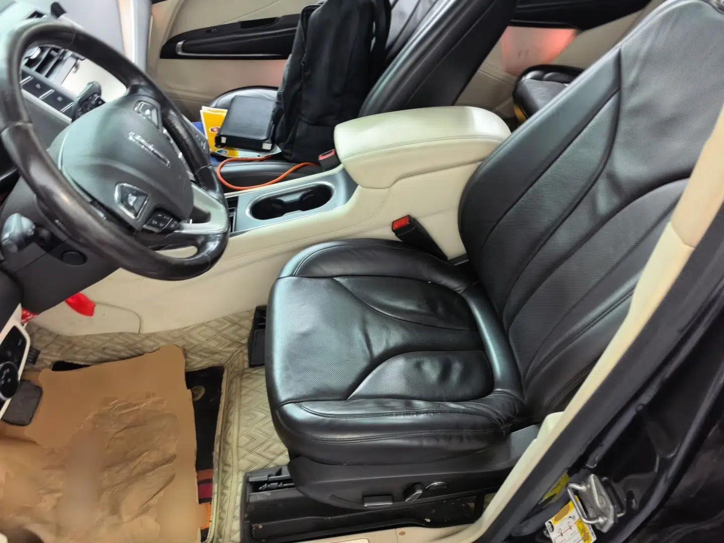 Lincoln MKC 2014 2.0T Four-Wheel Drive Prestige Edition — миниатюра 15