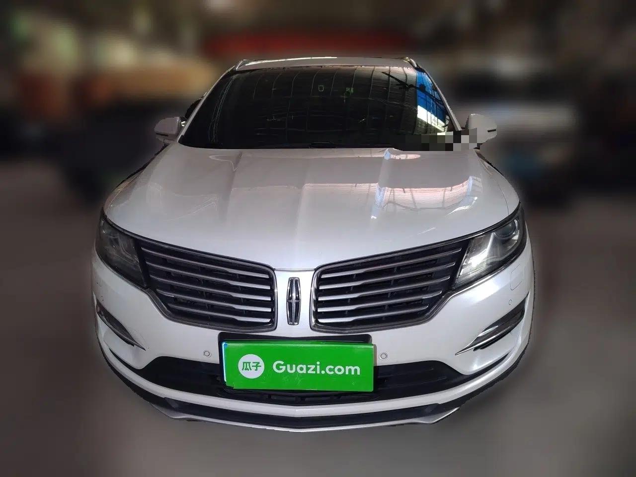 Lincoln MKC 2014 2.0T Four-Wheel Drive Luxury Edition — миниатюра 2