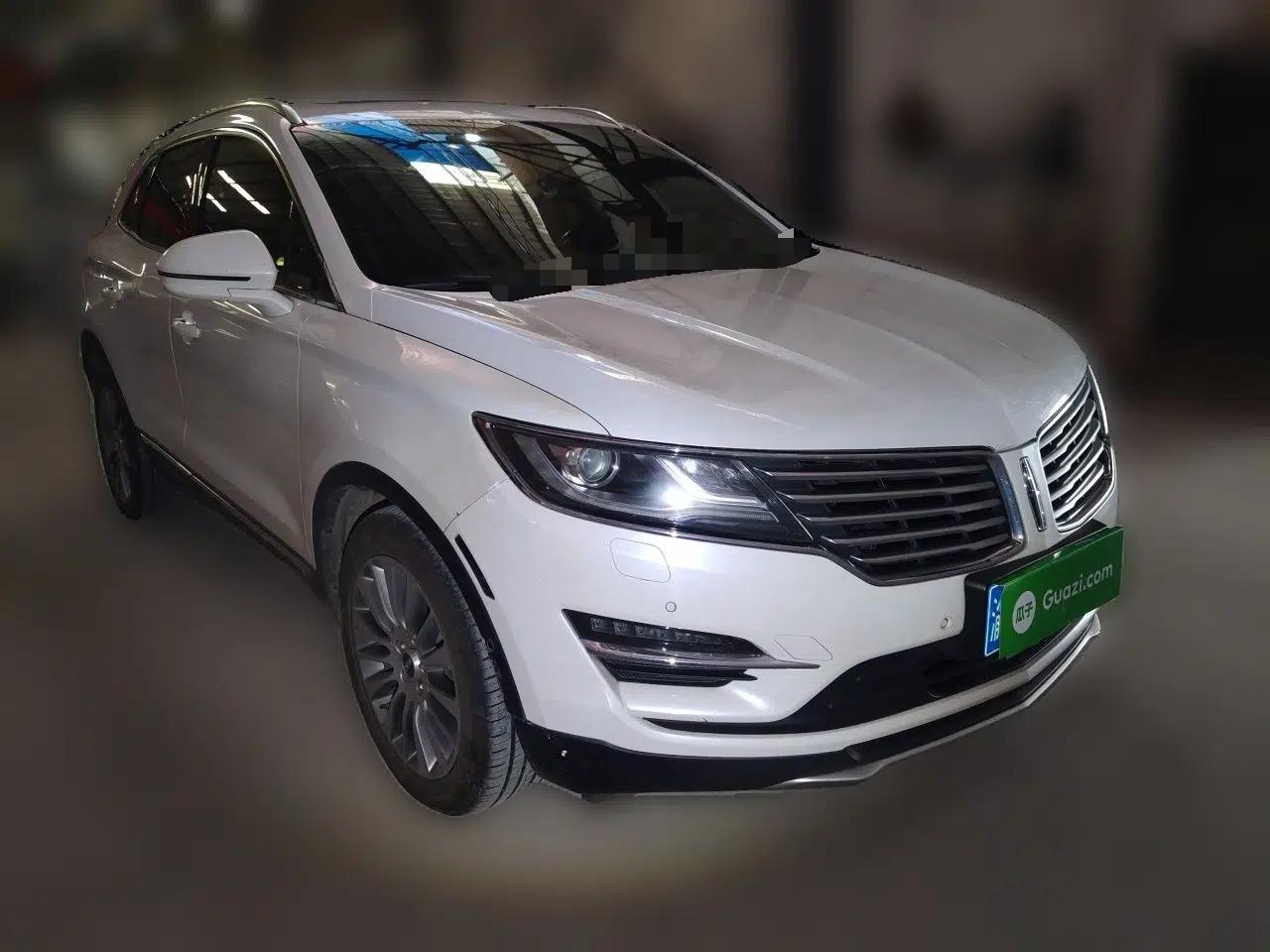 Lincoln MKC 2014 2.0T Four-Wheel Drive Luxury Edition — миниатюра 3