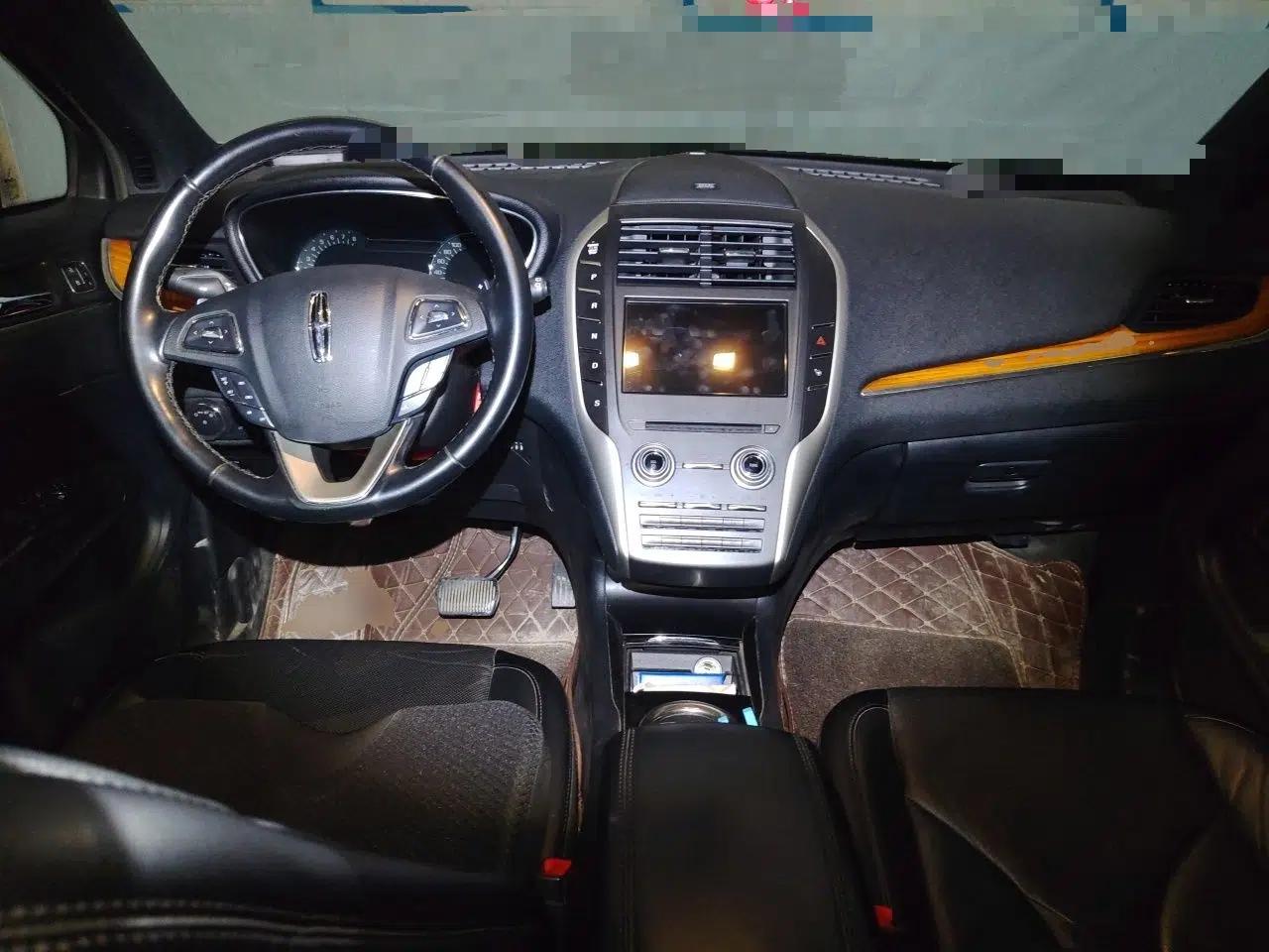 Lincoln MKC 2014 2.0T Four-Wheel Drive Luxury Edition — миниатюра 9