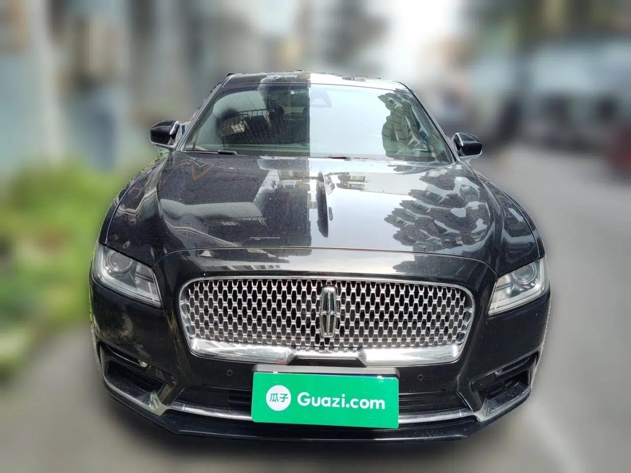 Lincoln Continental 2017 2.0T Two-Wheel Drive Deluxe Edition — миниатюра 2