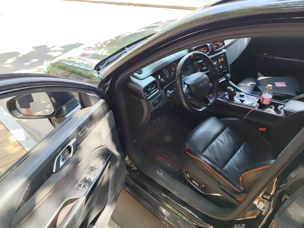Lynk & Co 02 Hatchback 2021 2.0TD Halo Driving Control Kit Edition — миниатюра 16