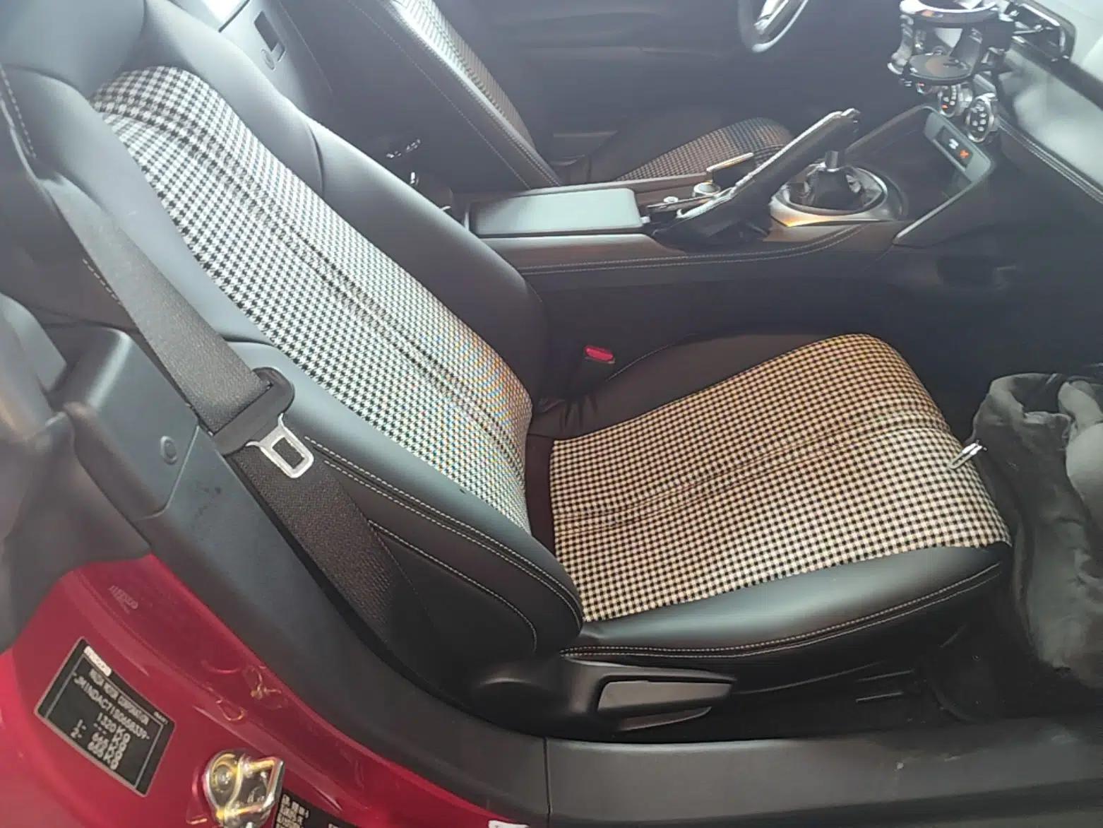 Mazda MX-5 Mazda MX-5 (parallel import) — миниатюра 24