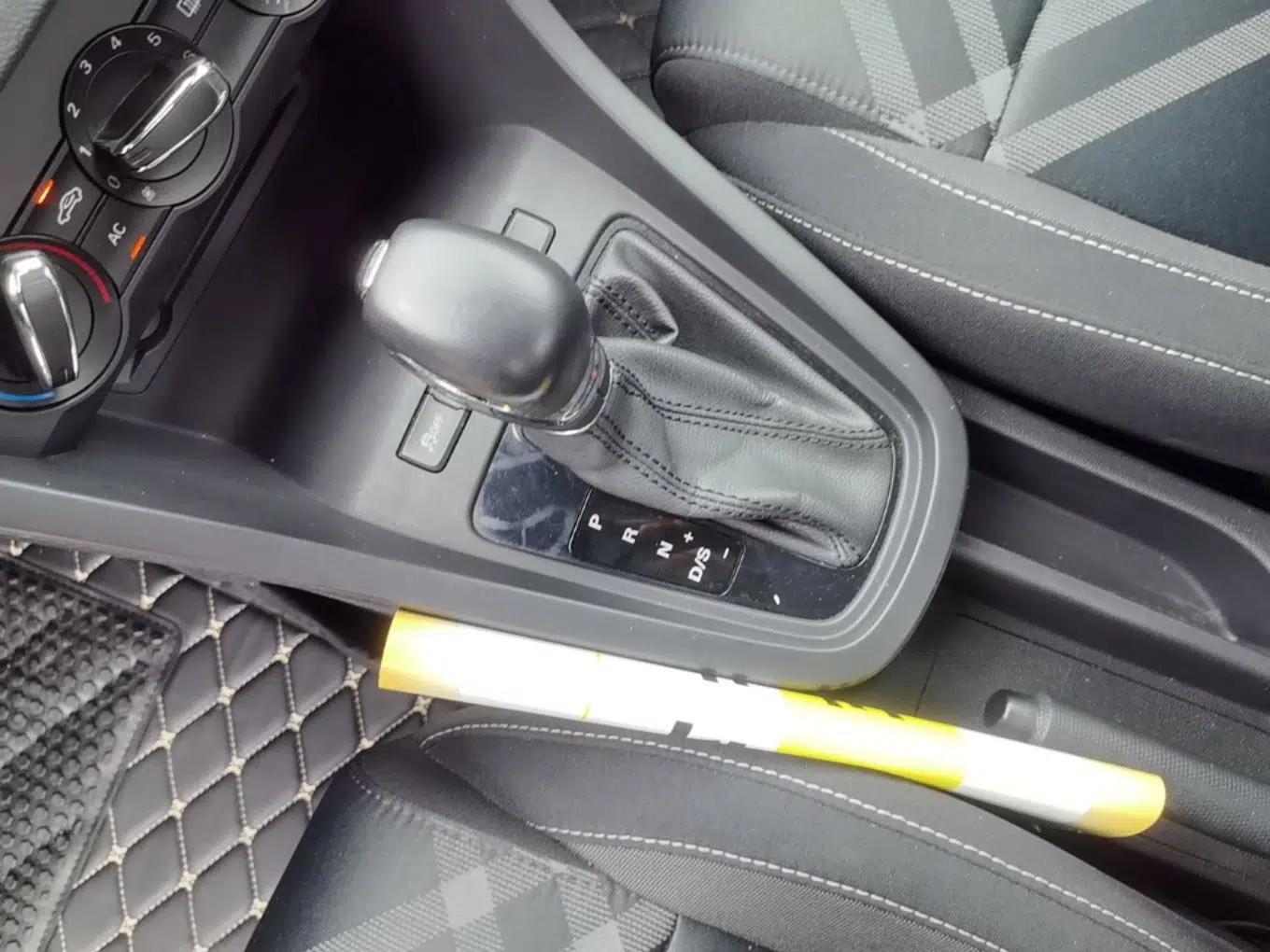 MG 3 2017 1.5L Automatic Smart Connect Luxury Edition — миниатюра 16