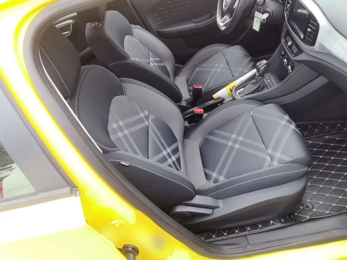 MG 3 2017 1.5L Automatic Smart Connect Luxury Edition — миниатюра 19