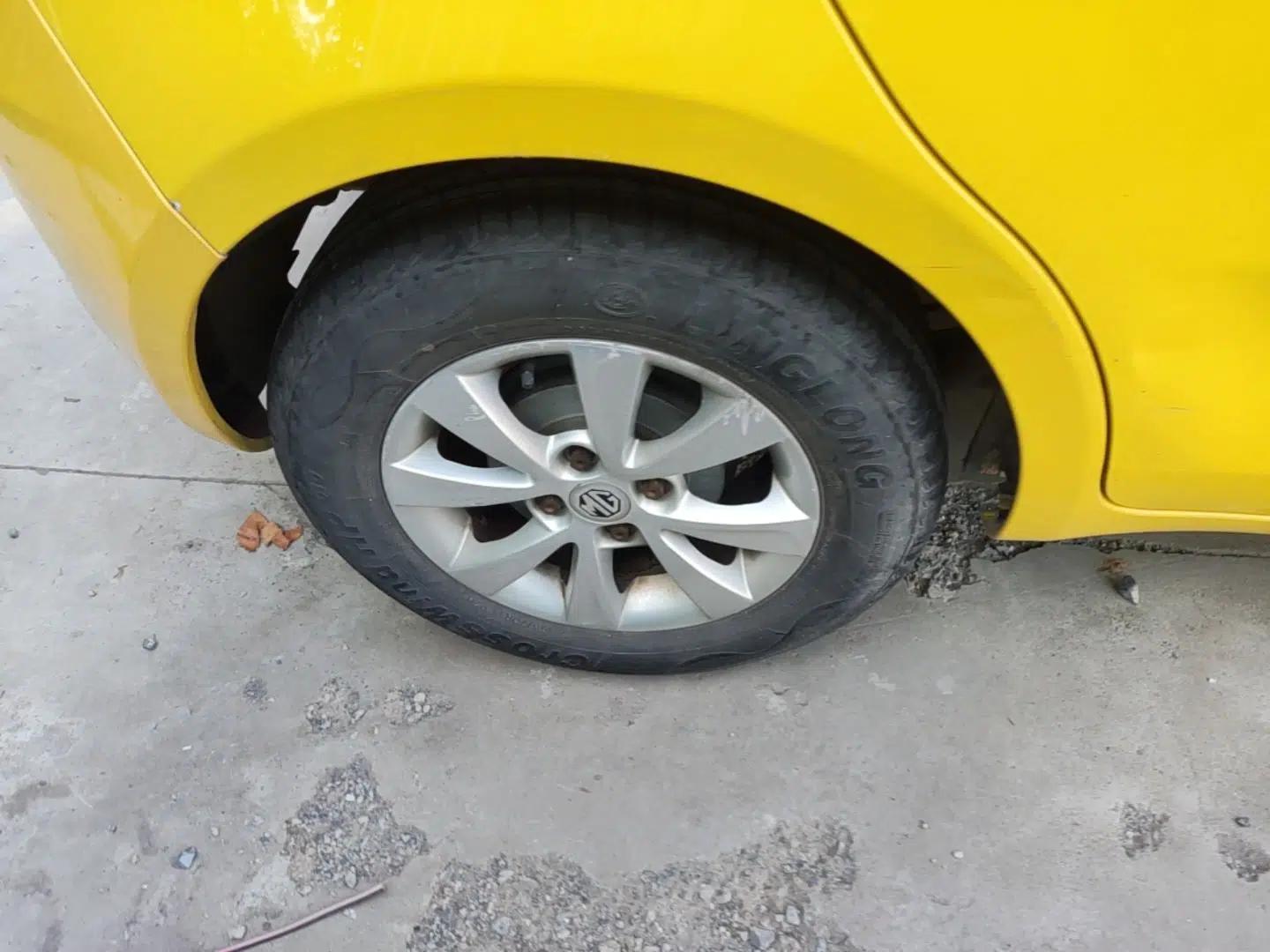 MG 3 2014 1.3L Manual Comfort Edition — миниатюра 11