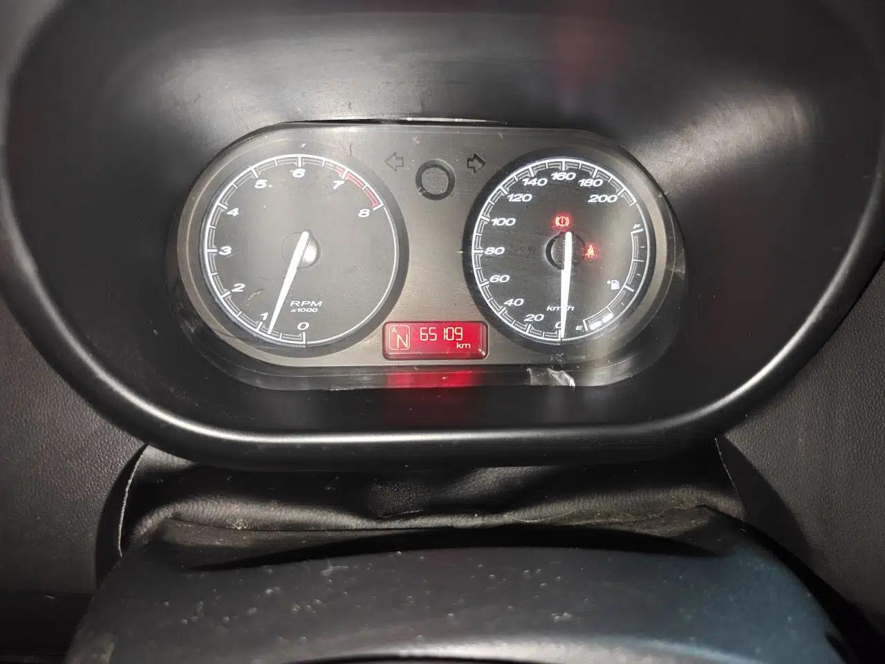 MG 3 2011 1.5L AMT Elite Edition — миниатюра 12