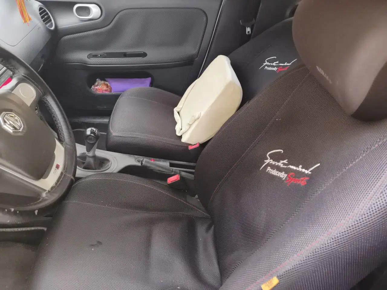 MG 3 2014 1.3L Manual Comfort Edition — миниатюра 15