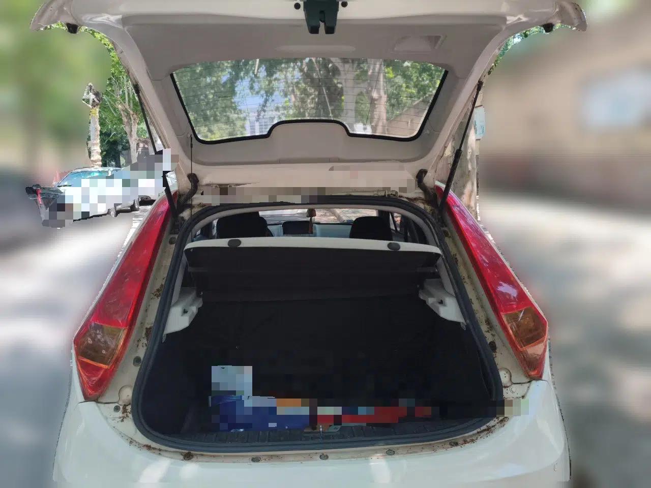 MG 3 2014 1.3L Manual Comfort Edition — миниатюра 19