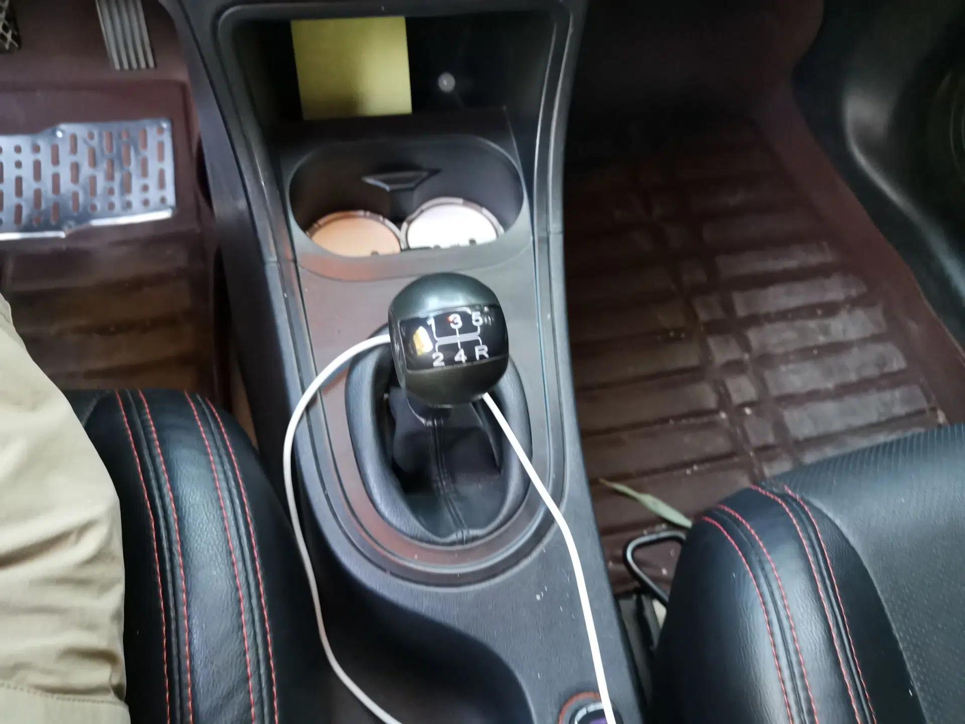 MG 3 2013 1.3L Manual Comfort Edition — миниатюра 14
