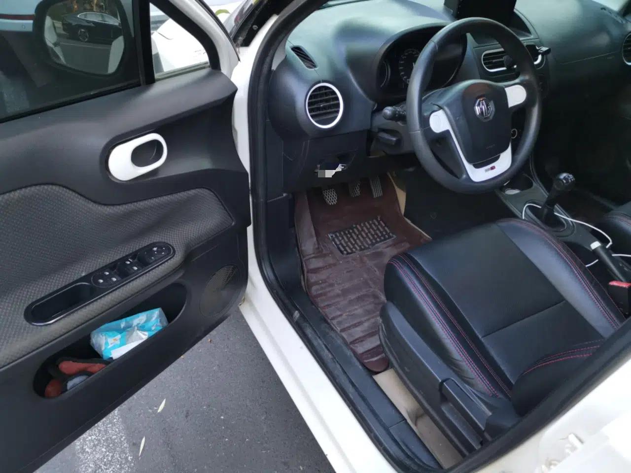 MG 3 2013 1.3L Manual Comfort Edition — миниатюра 16