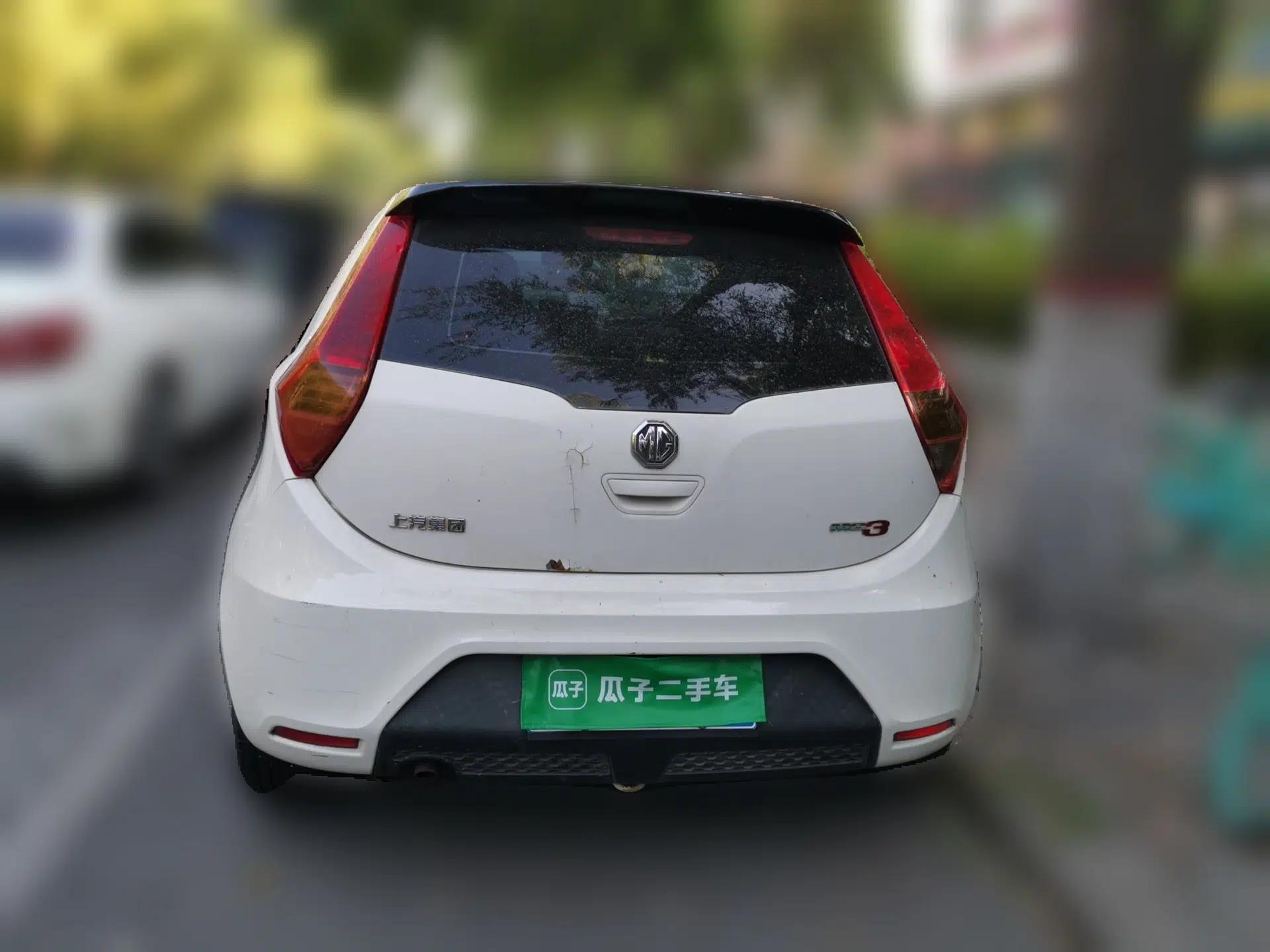 MG 3 2013 1.3L Manual Comfort Edition — миниатюра 5