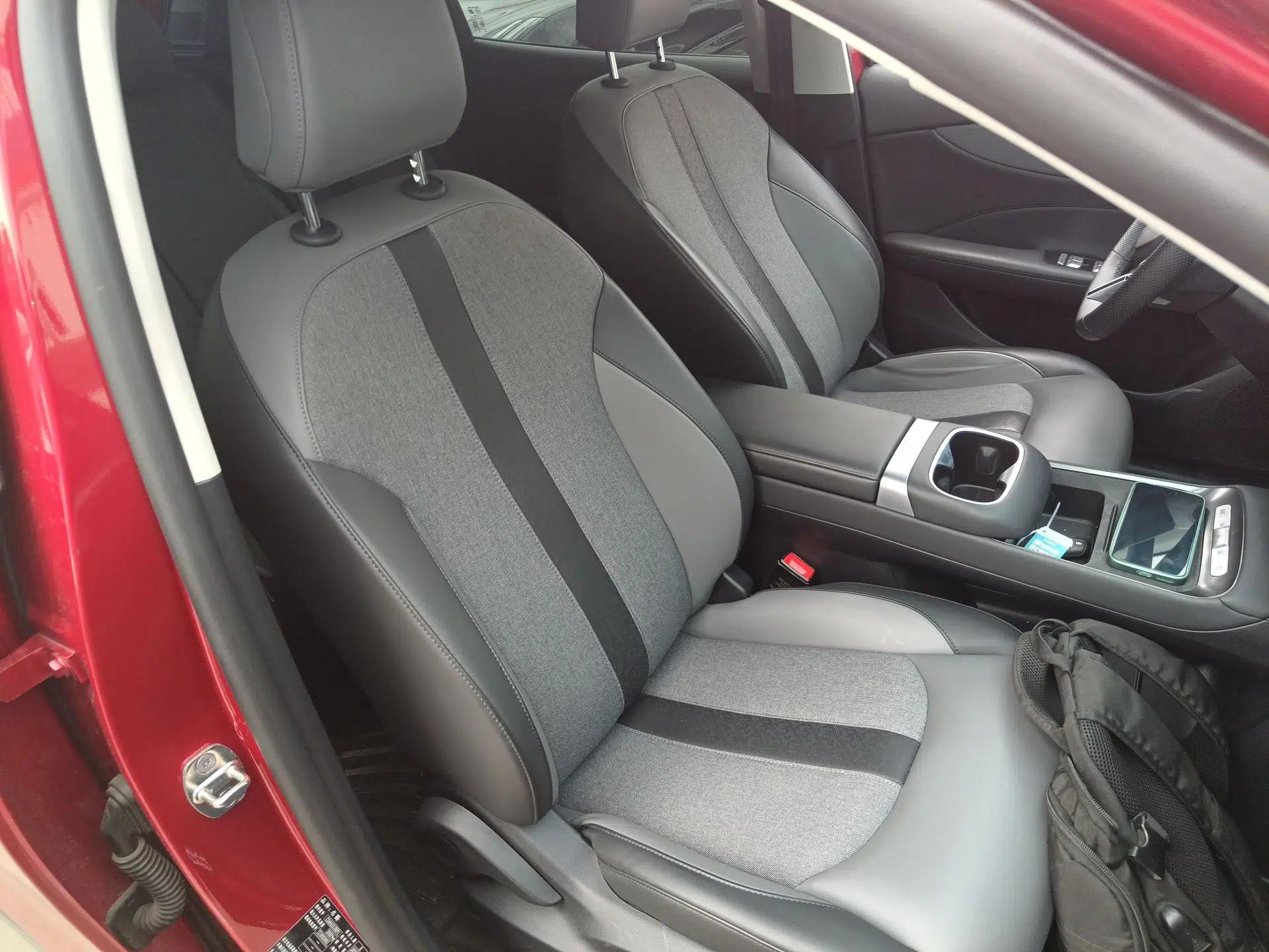 MG ES5 2025 425 Pro Rear-Drive Version — миниатюра 19