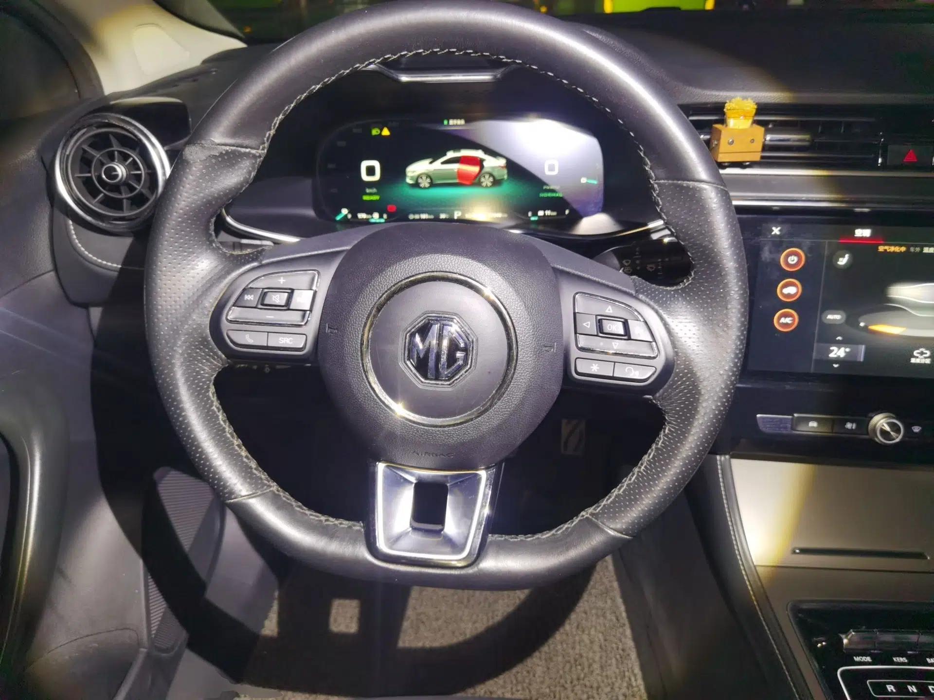 MG 6 New Energy 2018 45T E-DRIVE Intelligent Drive Hybrid PILOT Super Internet Edition — миниатюра 10