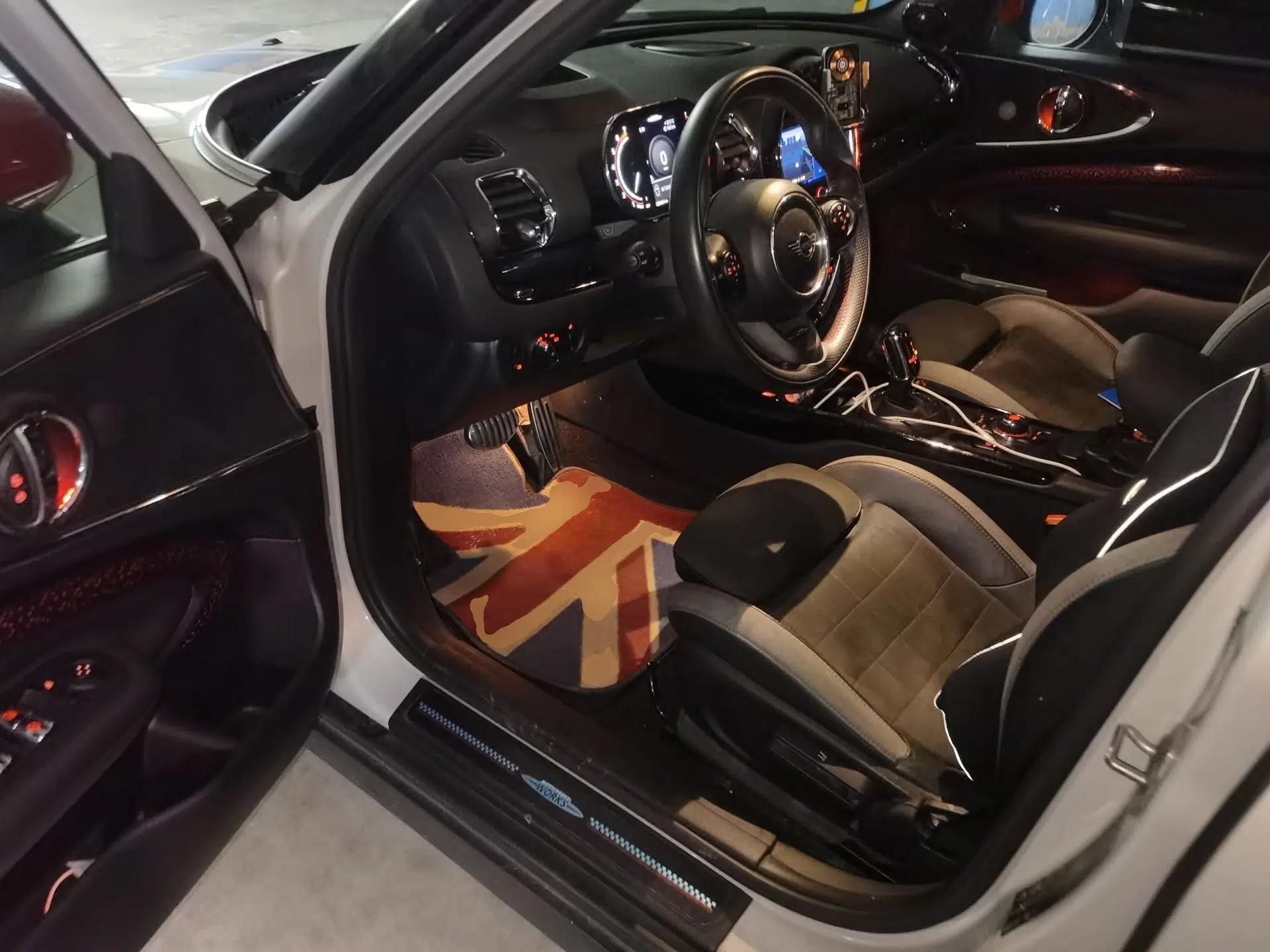 MINI JCW CLUBMAN 2020 Automatic 5-seater 2.0 — миниатюра 16