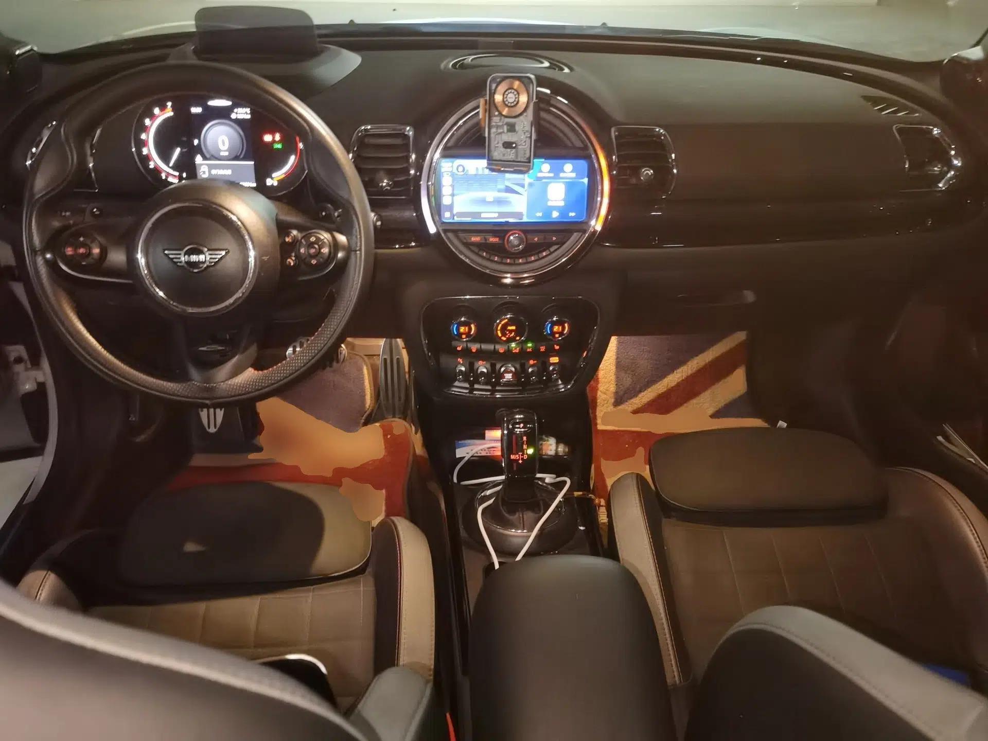 MINI JCW CLUBMAN 2020 Automatic 5-seater 2.0 — миниатюра 9