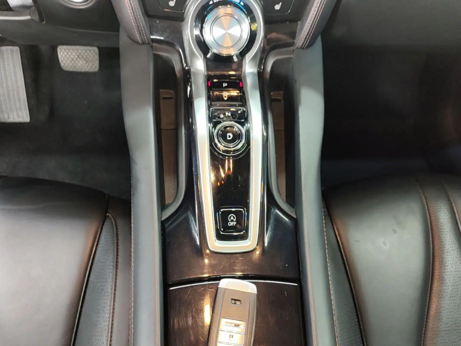 Acura CDX 2016 1.5T Four-Wheel Drive Smart Edition — миниатюра 16
