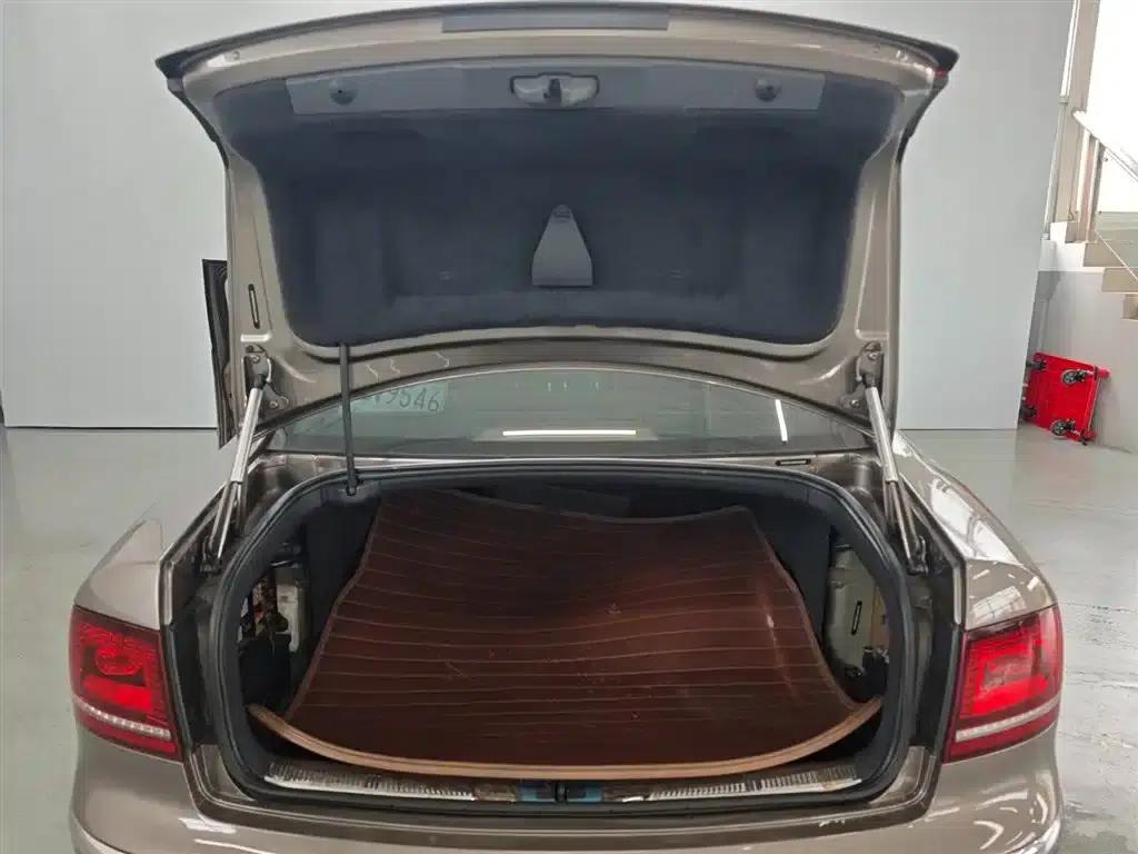 Phaeton 2014 3.0L Executive Edition — миниатюра 7