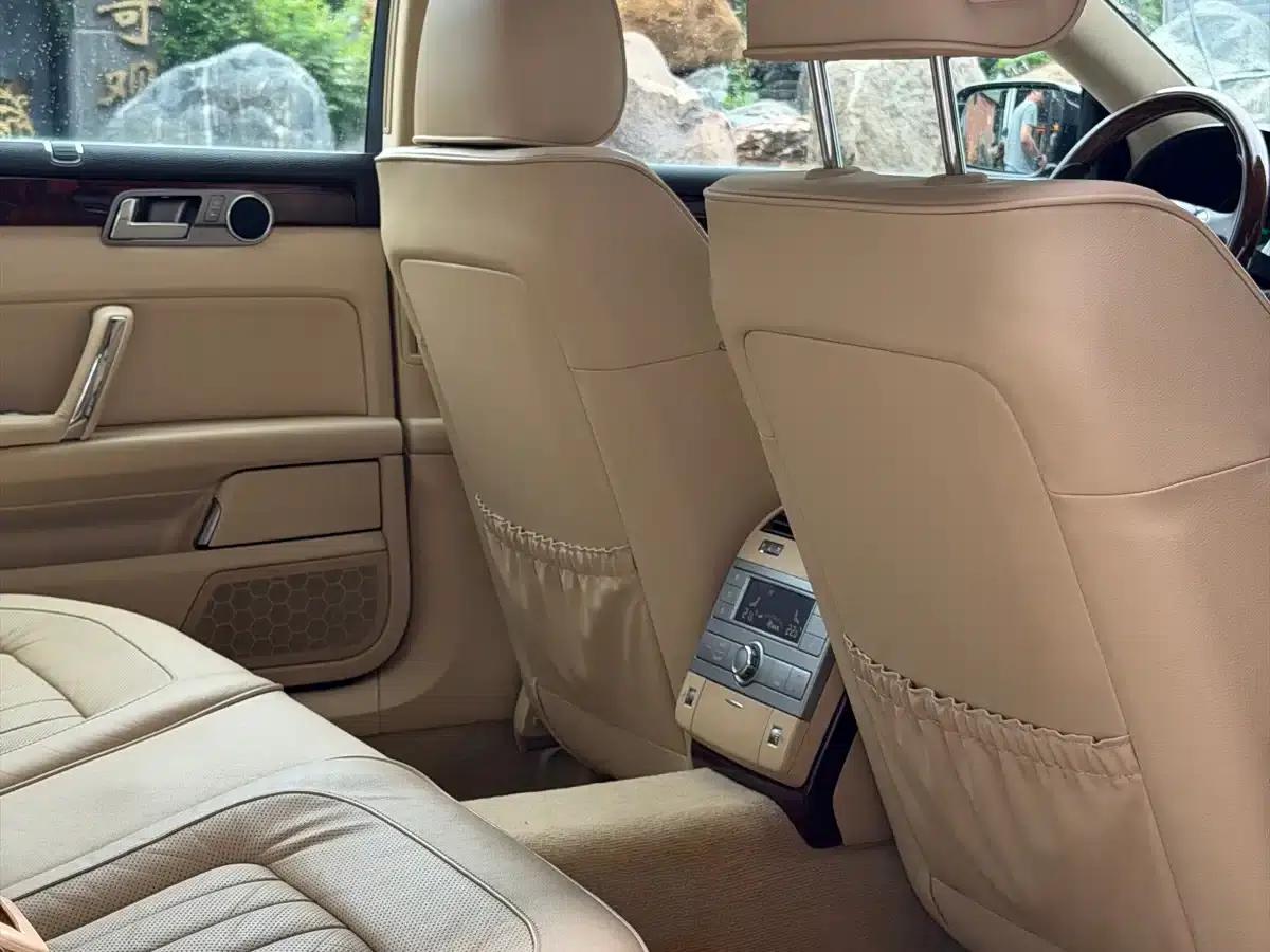 Phaeton 2012 3.0L Executive Edition — миниатюра 18