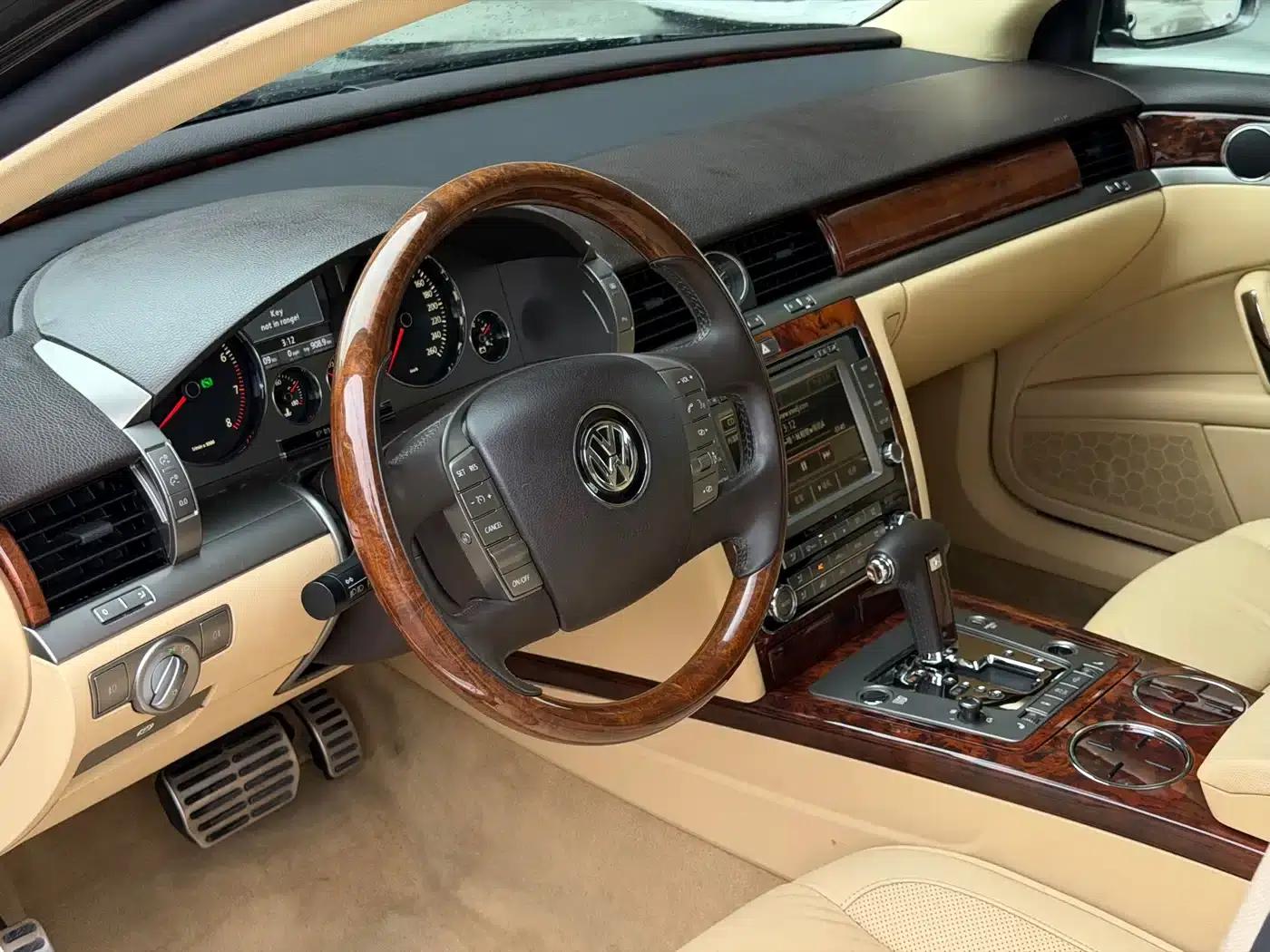 Phaeton 2012 3.0L Executive Edition — миниатюра 10