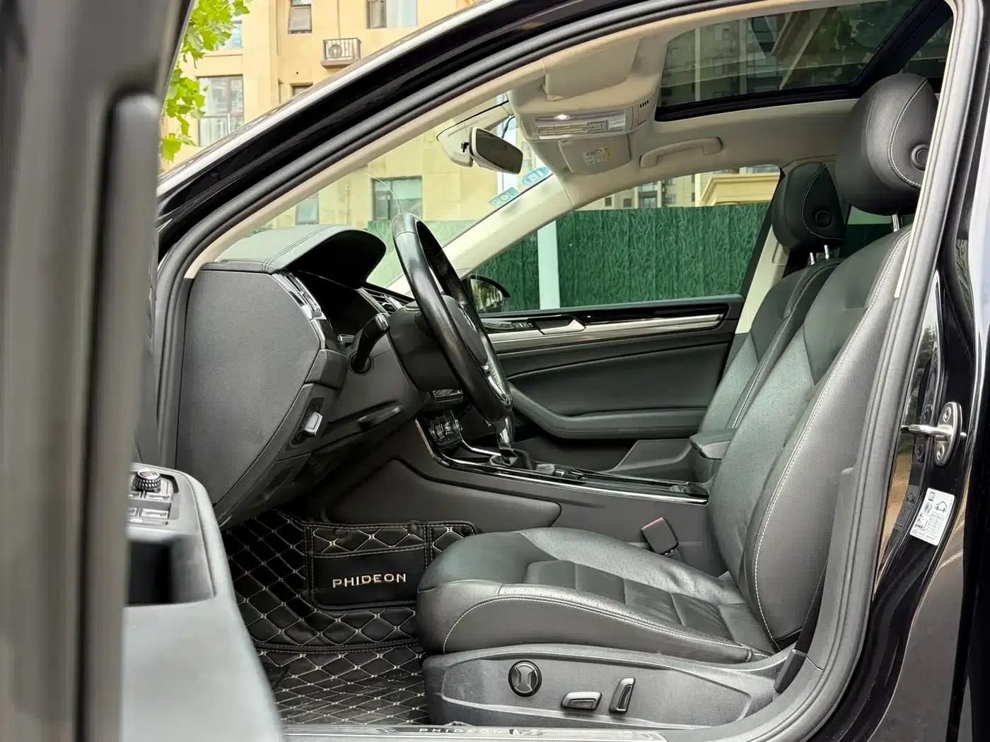 Phideon 2019 380TSI 2WD Luxury Edition (National V Emission Standard) — миниатюра 4