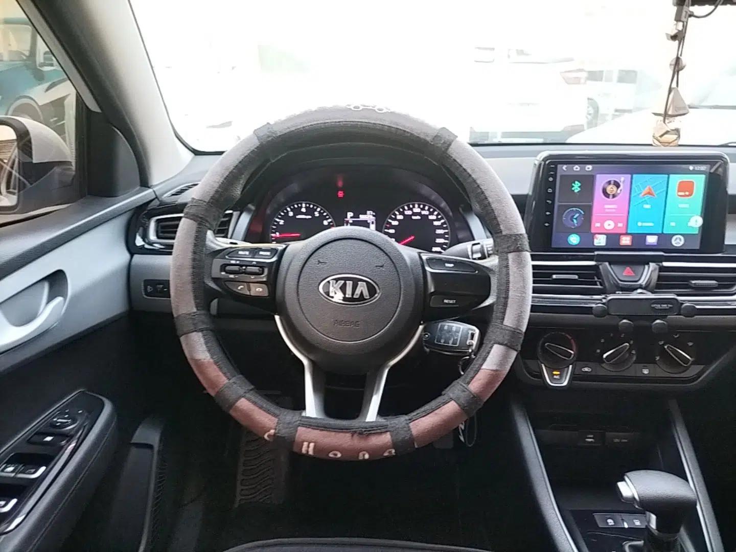 Kia Forte 2019 1.6L Automatic Fashion Edition China VI Standard — миниатюра 13
