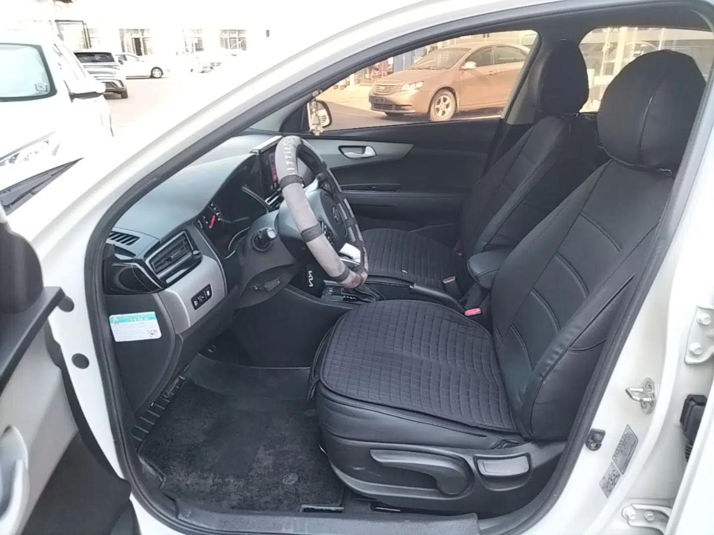 Kia Forte 2019 1.6L Automatic Fashion Edition China VI Standard — миниатюра 17
