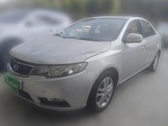 Kia Forte 2011 1.6L AT Premium