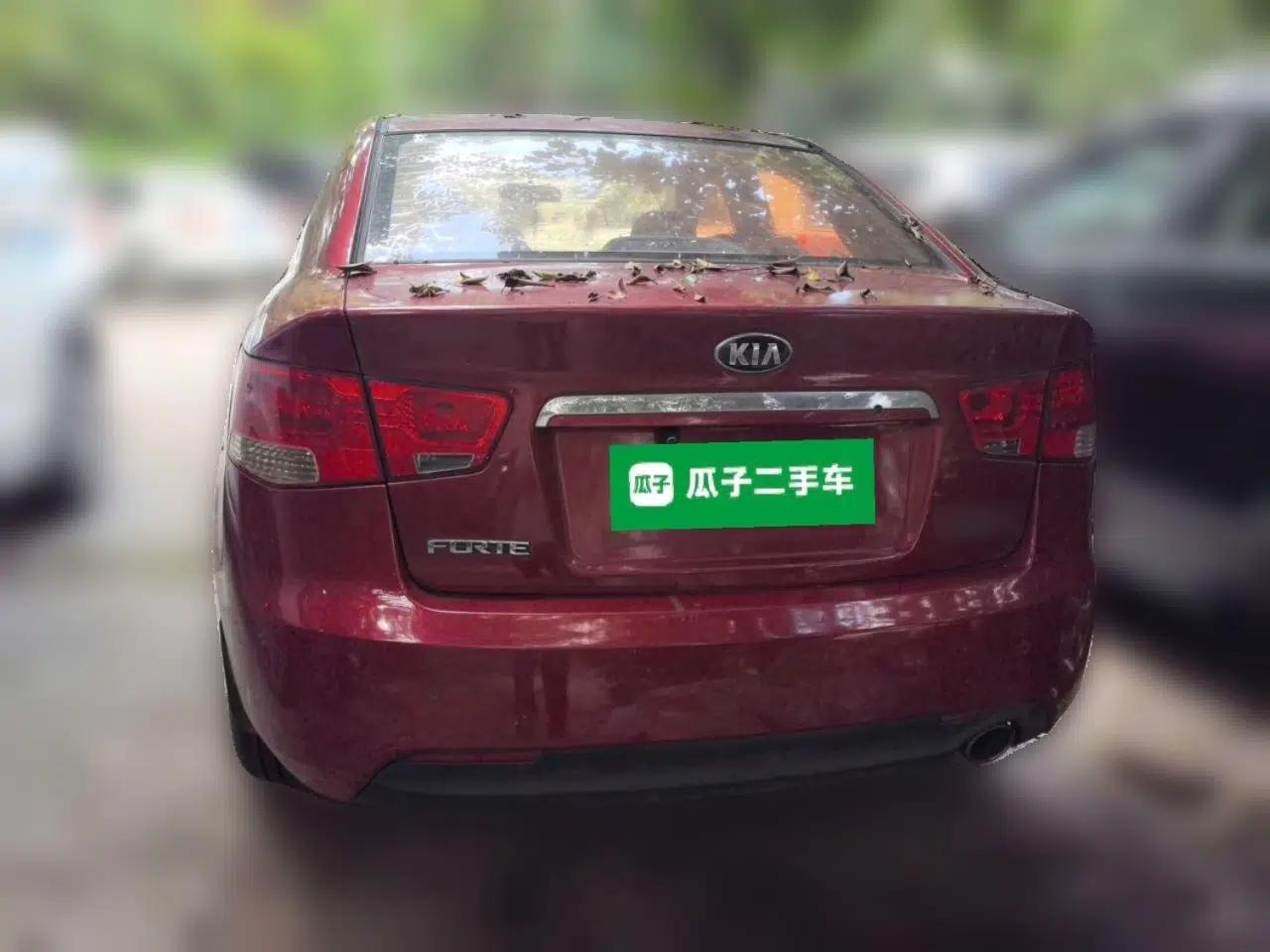 Kia Forte 2012 1.6L MT GLS Commemorative Edition — миниатюра 5