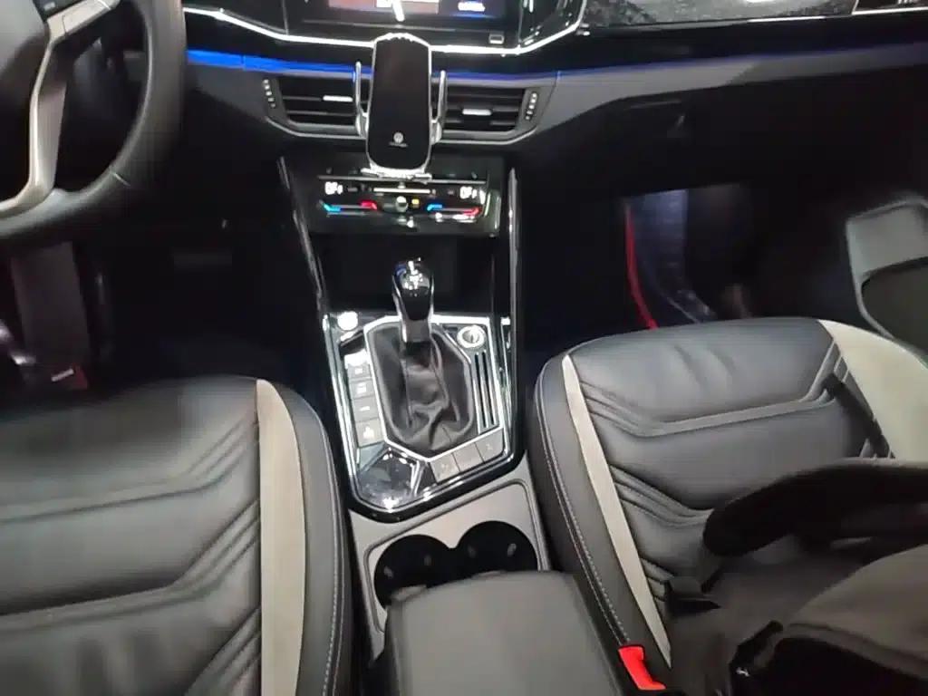 Tayron GTE 2020 1.4T Luxury Edition — миниатюра 14