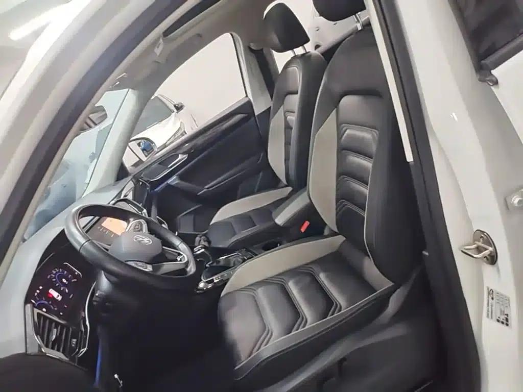 Tayron GTE 2020 1.4T Luxury Edition — миниатюра 15