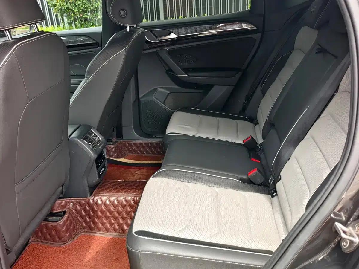 Tayron X 2020 380TSI AWD Premium Intelligent Edition — миниатюра 8