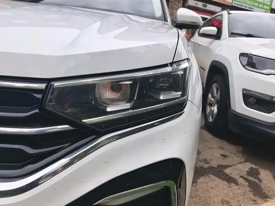 Tayron X 2020 330TSI 2WD Premium Intelligent Edition — миниатюра 5