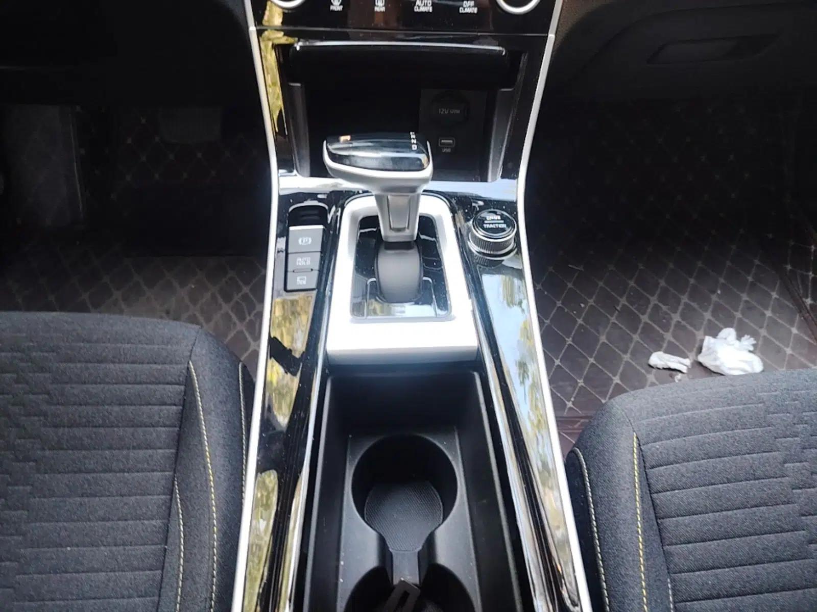 Kia Seltos 2023 1.5L CVT Comfort Edition — миниатюра 21