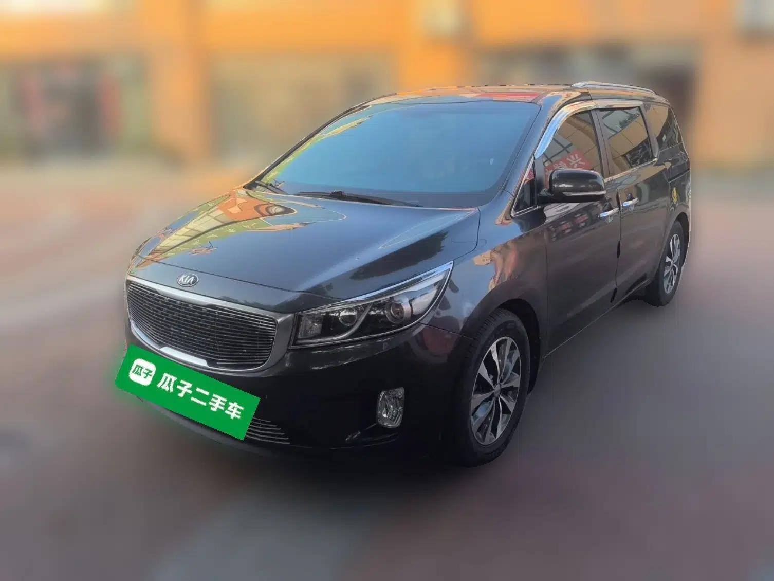 Kia Carnival 2015 2.2T Comfort Edition China IV Standard — миниатюра 1