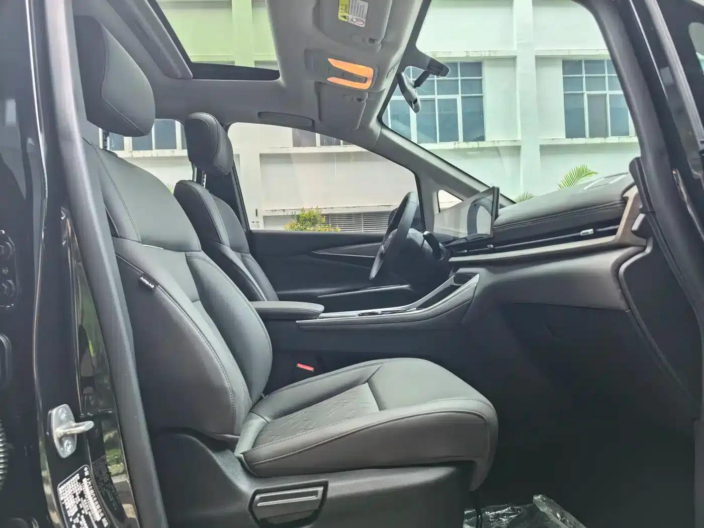 Maxus G50 Plug-in Hybrid 2025 Navigator Edition — миниатюра 14