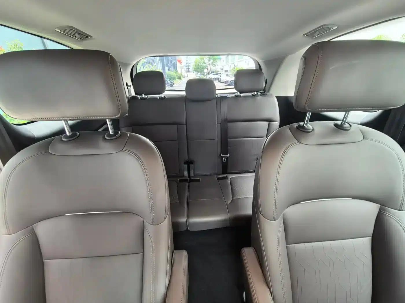 Maxus G50 Plug-in Hybrid 2025 Navigator Edition — миниатюра 15