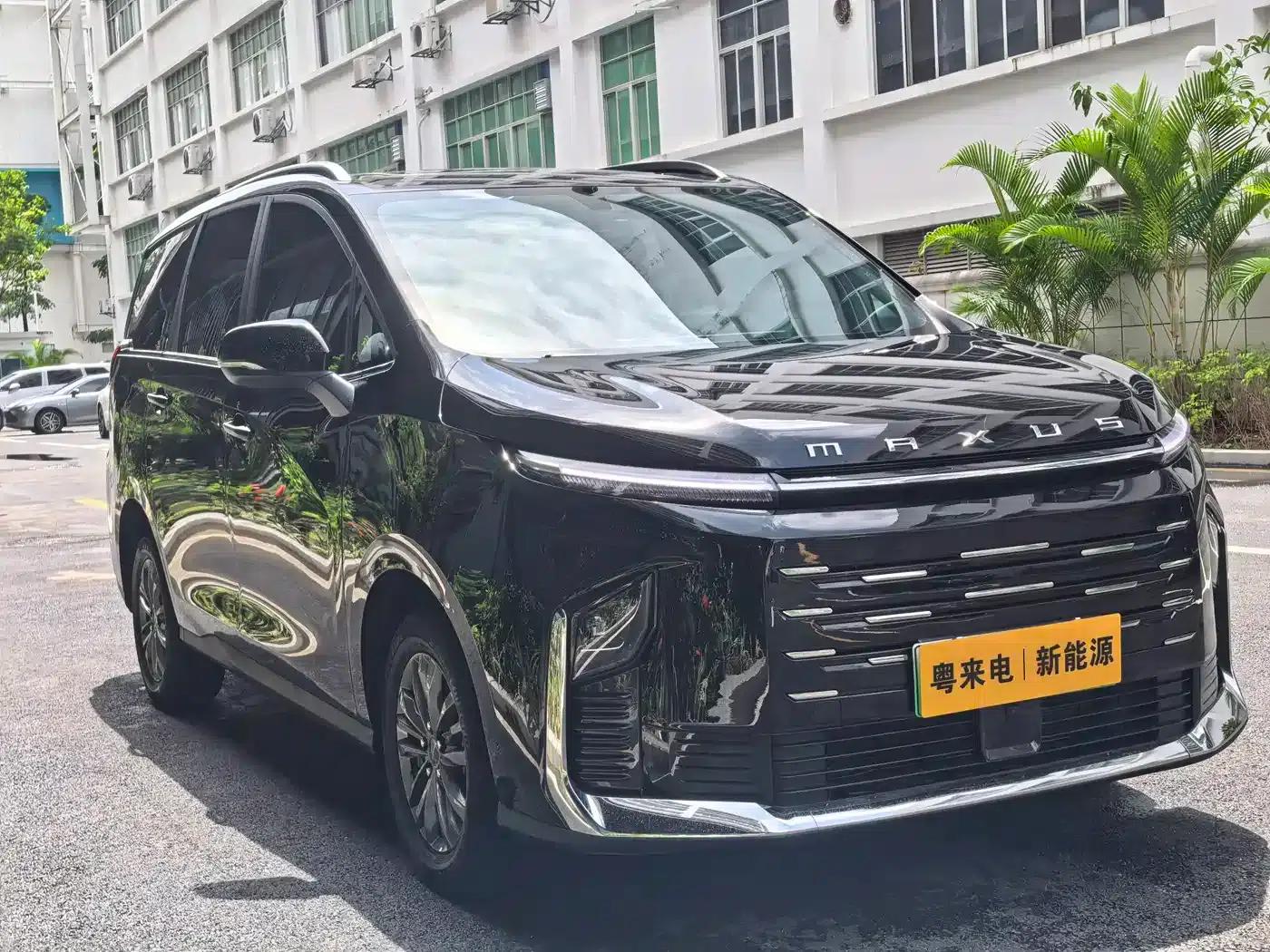 Maxus G50 Plug-in Hybrid 2025 Navigator Edition — миниатюра 3
