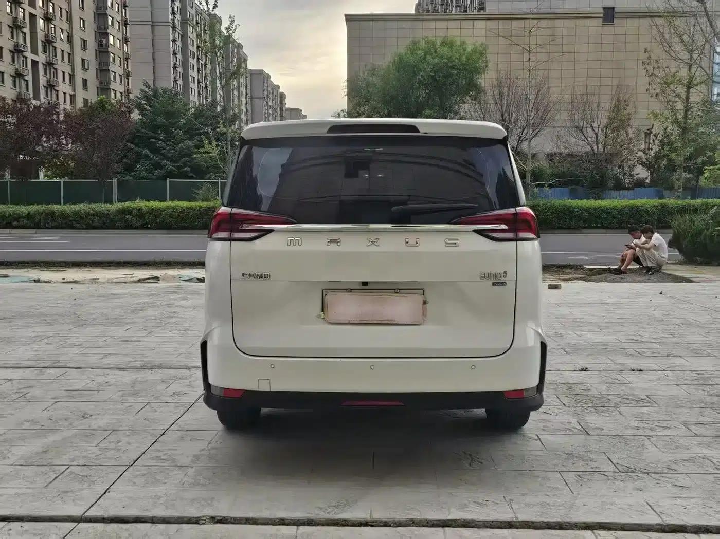 SAIC MAXUS EUNIQ 5 2020 1.3T PLUG IN Elite Edition — миниатюра 8