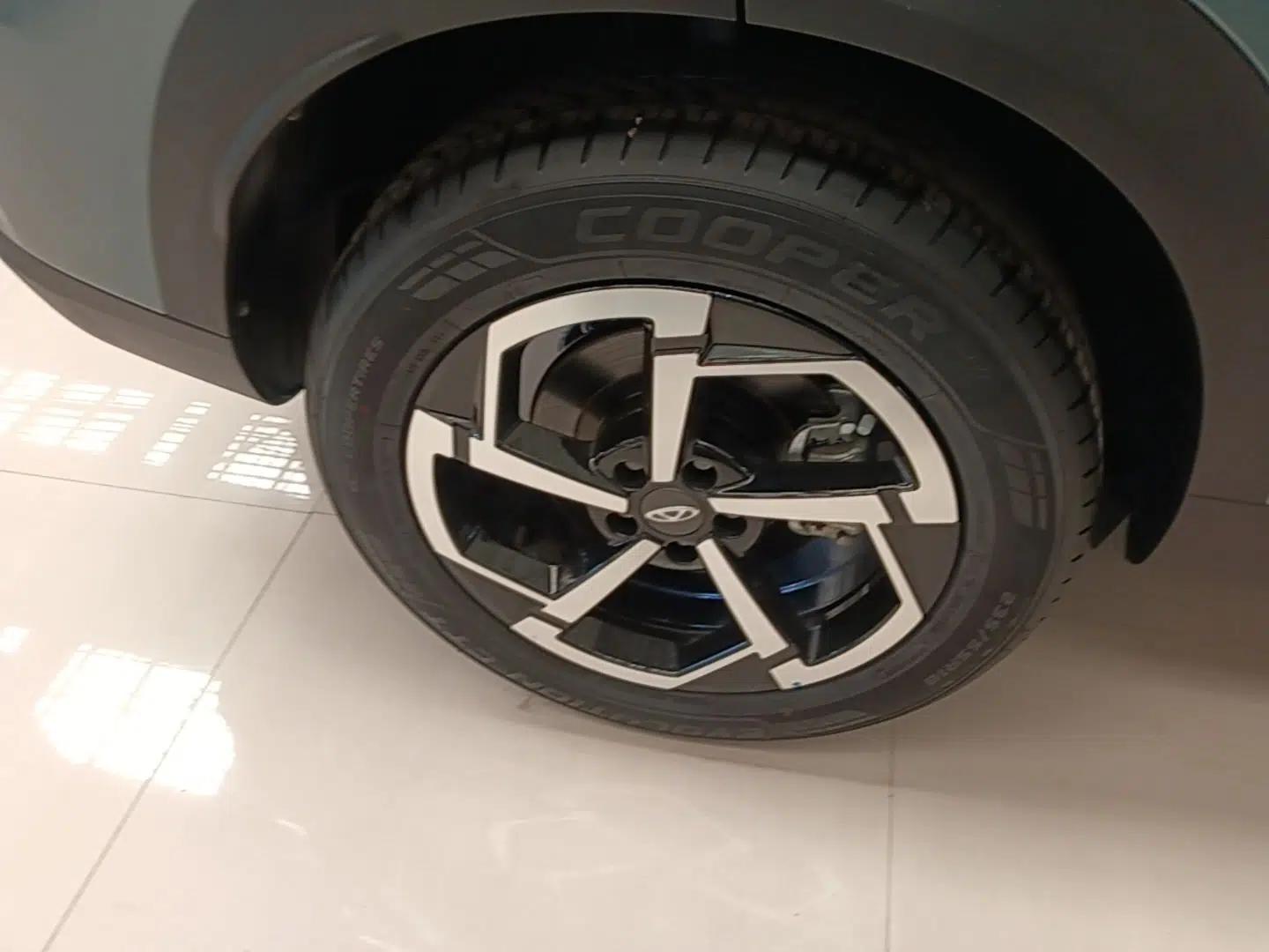 Chery Explore 06 2023 Urban Edition 1.6T Two-Wheel Drive Comfort — миниатюра 11