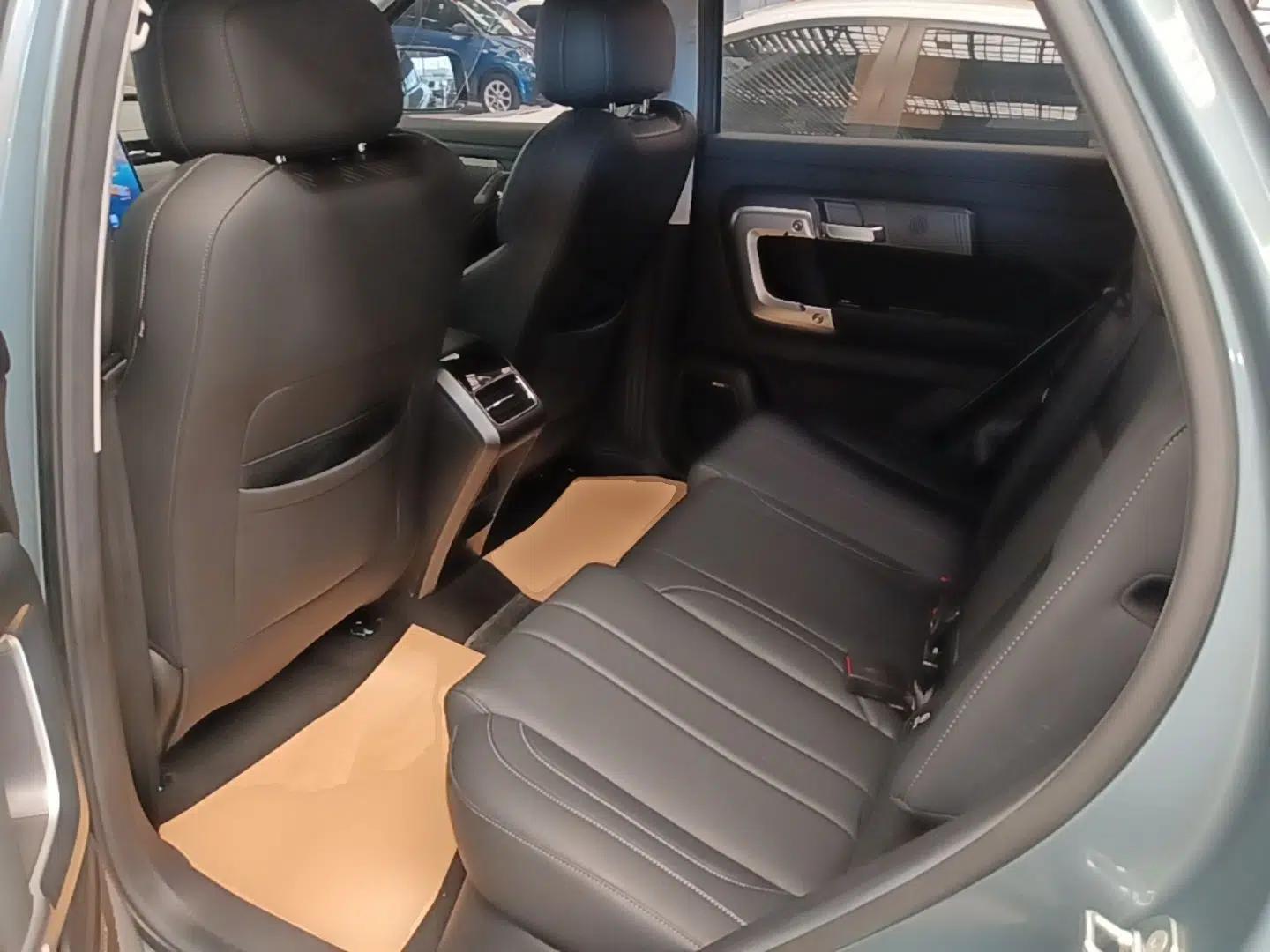 Chery Explore 06 2023 Urban Edition 1.6T Two-Wheel Drive Comfort — миниатюра 20