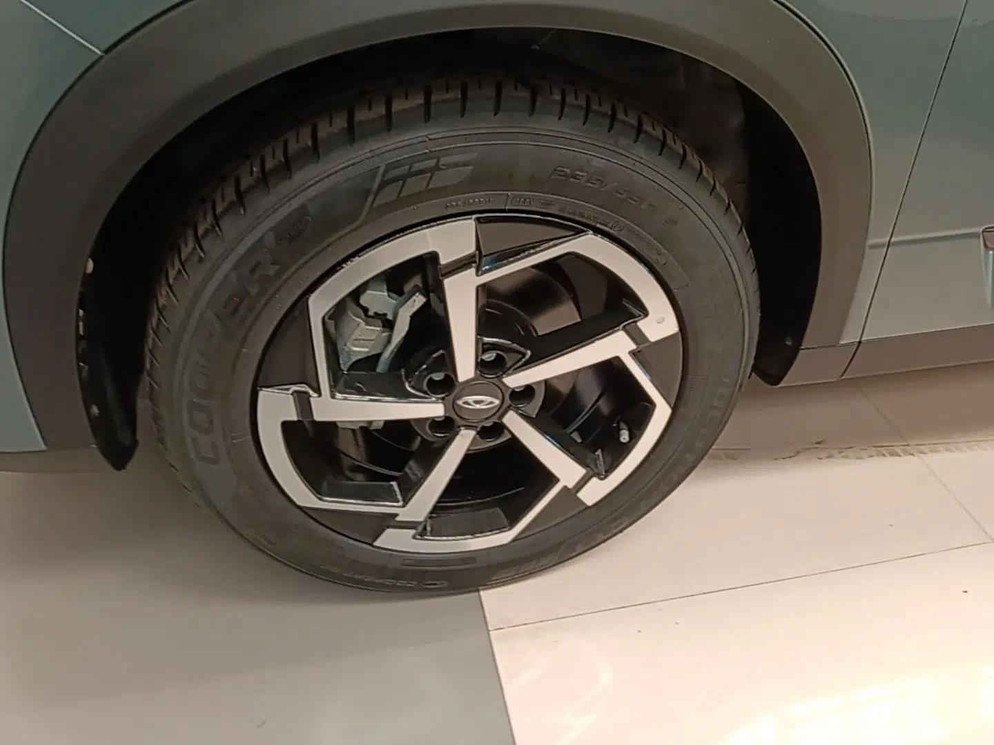 Chery Explore 06 2023 Urban Edition 1.6T Two-Wheel Drive Comfort — миниатюра 10