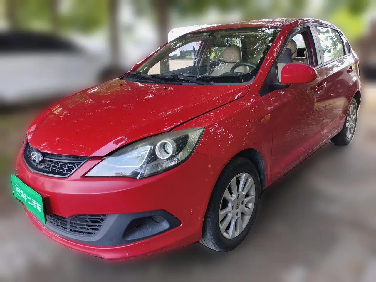 Chery Fengyun 2 2014 Hatchback 1.5L Manual New Youth Edition — миниатюра 1