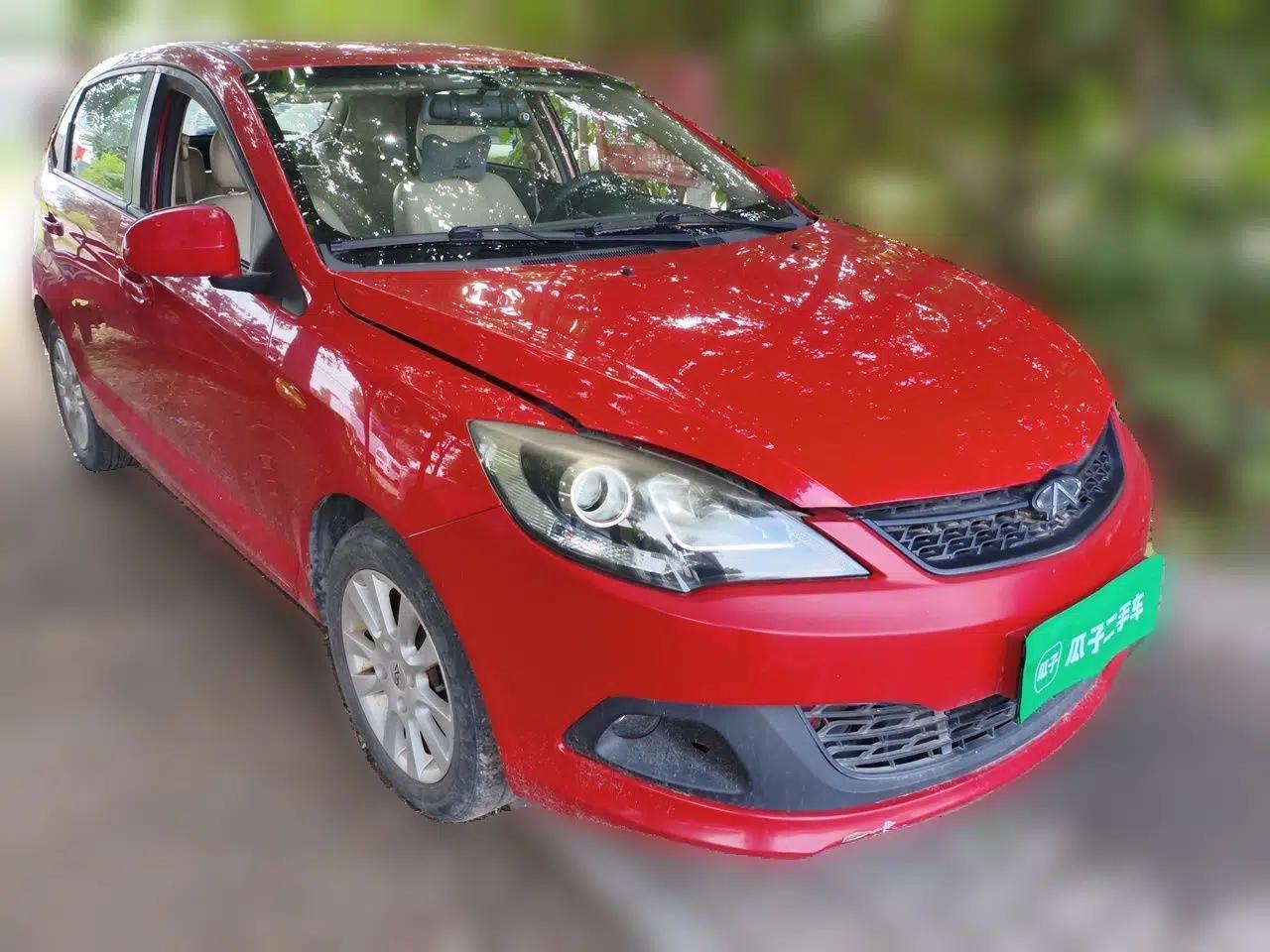 Chery Fengyun 2 2014 Hatchback 1.5L Manual New Youth Edition — миниатюра 3