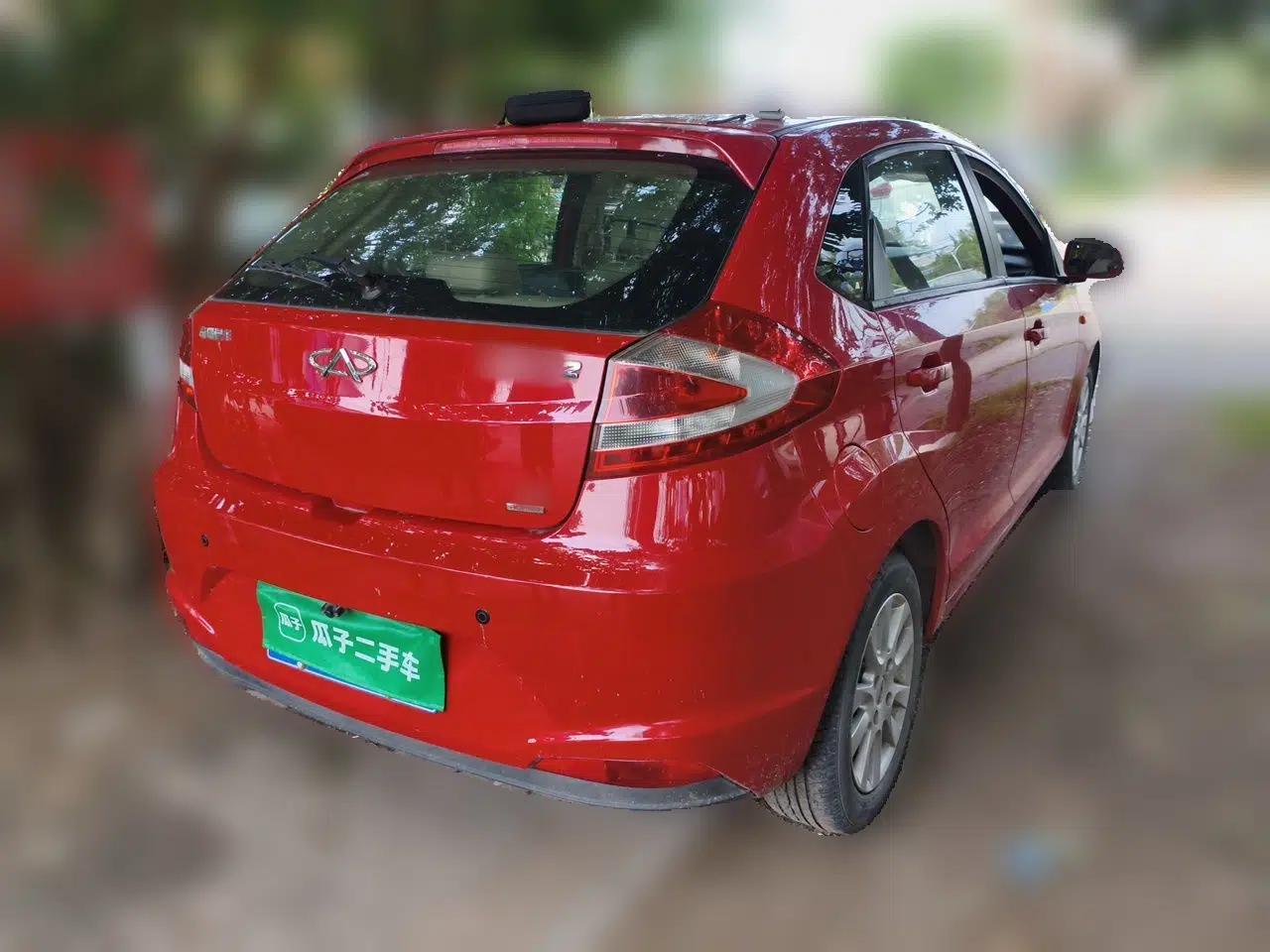 Chery Fengyun 2 2014 Hatchback 1.5L Manual New Youth Edition — миниатюра 6