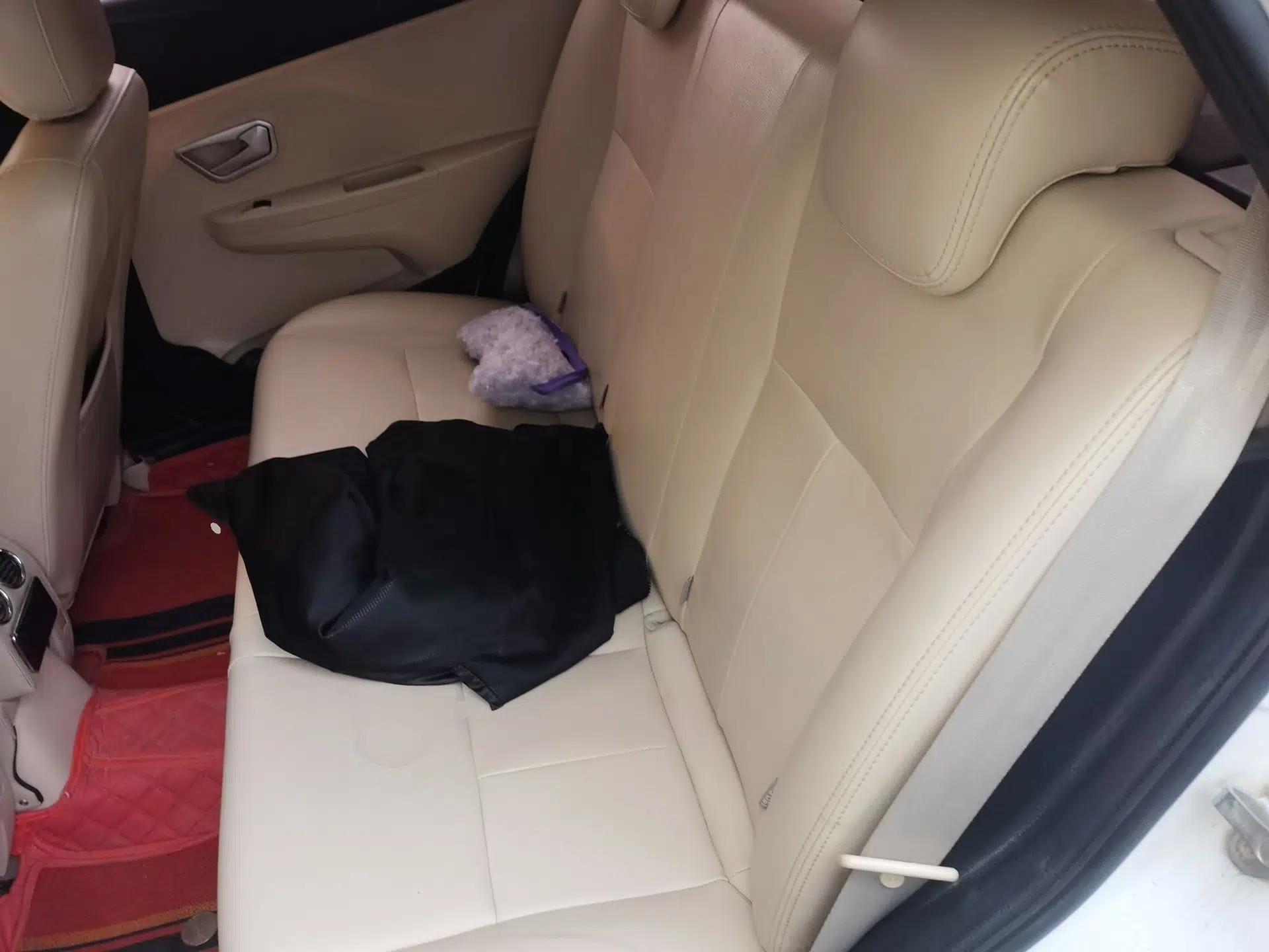 Chery Fengyun 2 2014 Hatchback 1.5L Manual New Youth Edition — миниатюра 17