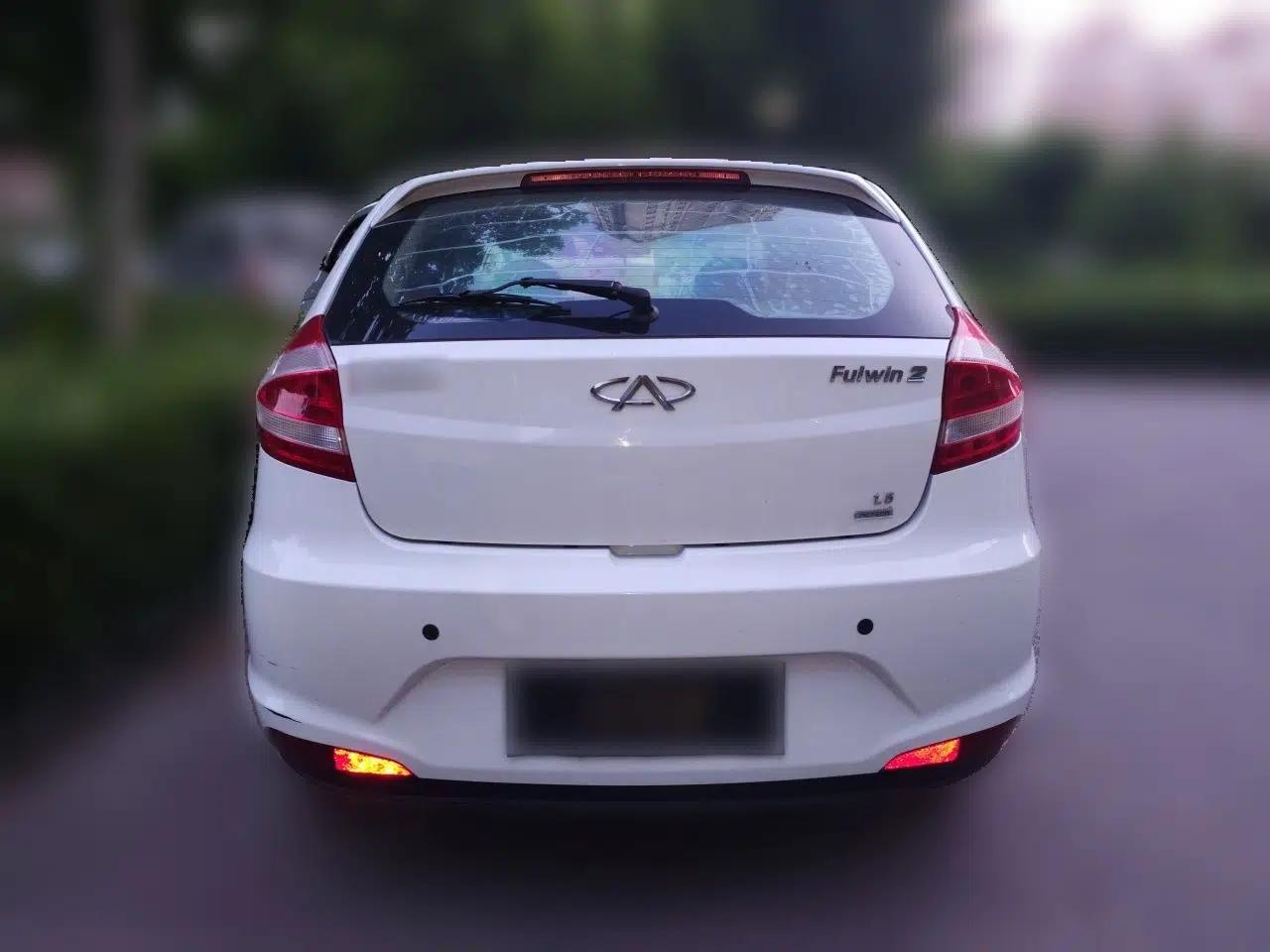 Chery Fengyun 2 2013 Hatchback 1.5L Manual Ruiyi Edition — миниатюра 5