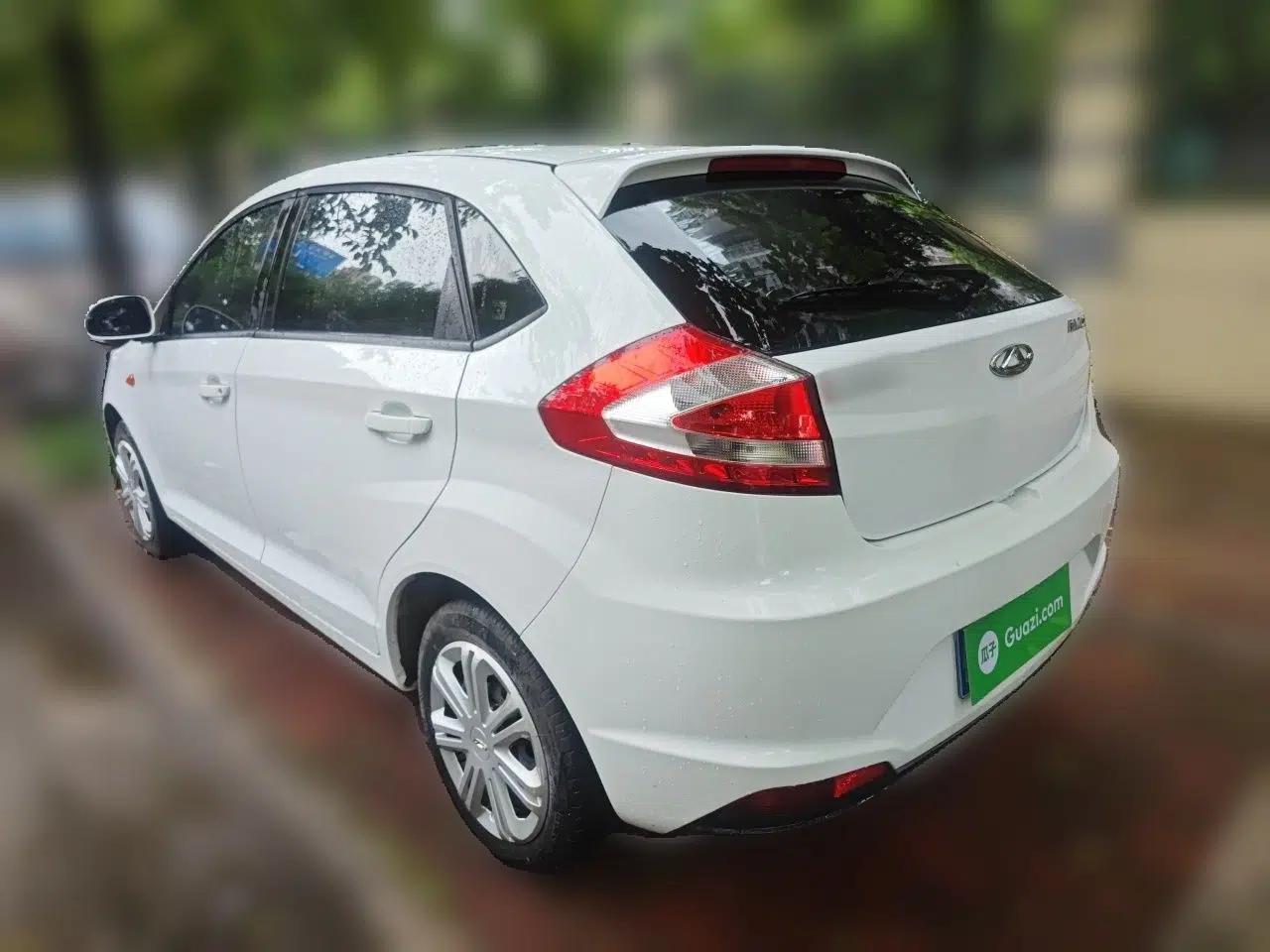 Chery Fengyun 2 2015 1.5L Manual New Edition — миниатюра 4