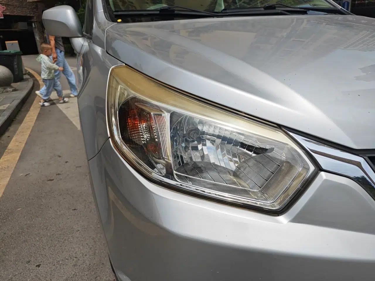 Venucia R50 2013 1.6L Manual Fashion Edition — миниатюра 7