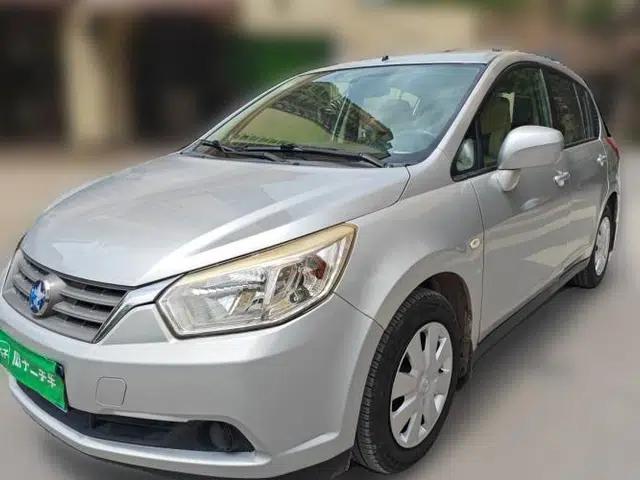 Venucia R50 2013 1.6L Manual Fashion Edition